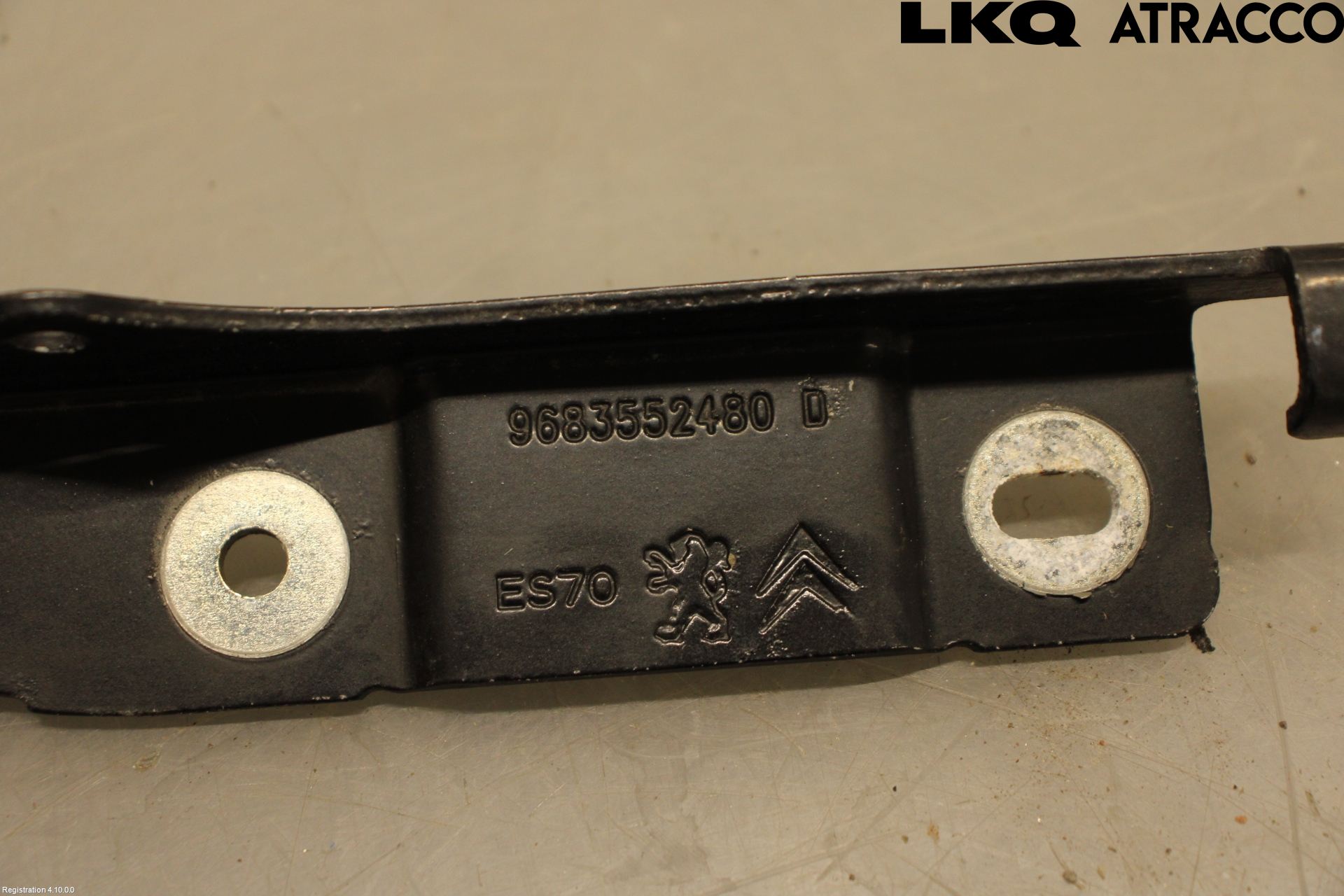 Citroen C3 10-17 Huvgångjärn