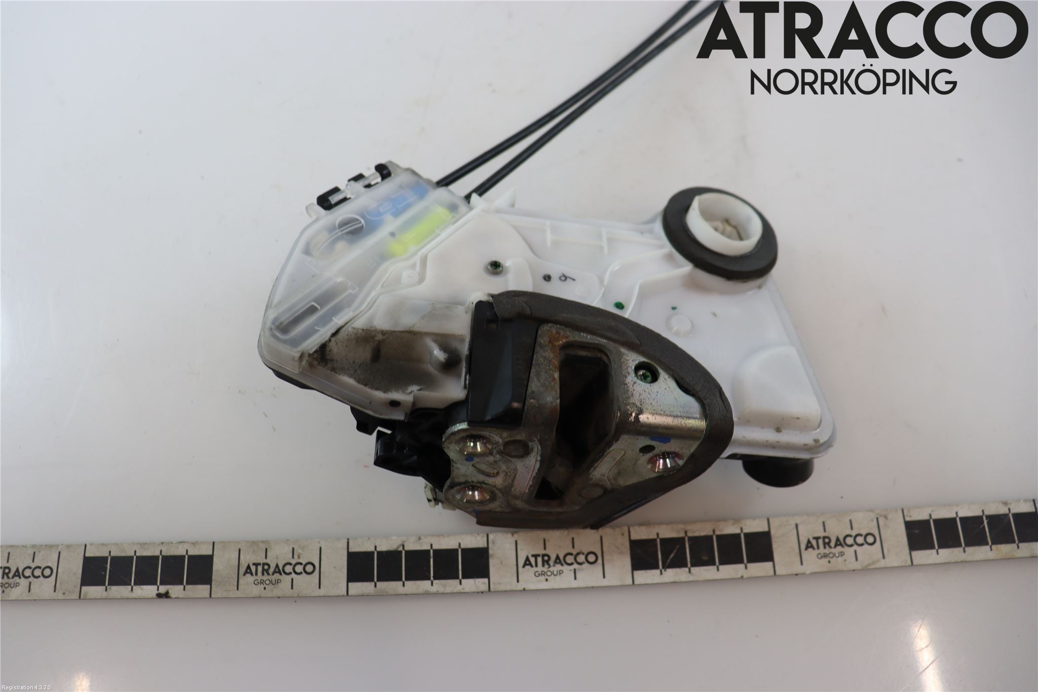 Peugeot 108 15-22 Låskista-Dörrlås