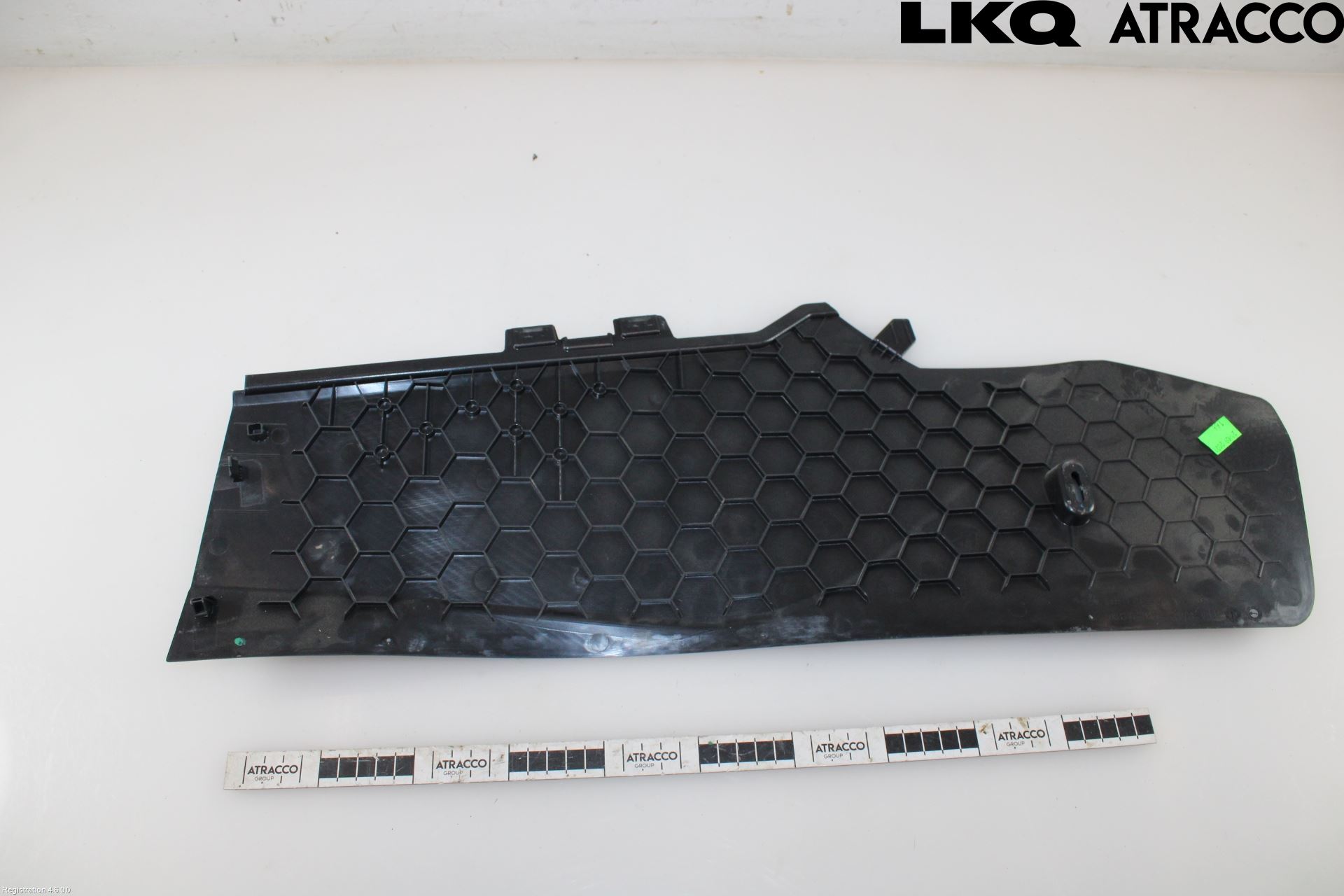Volkswagen VW CADDY 21- Instrumentkonsoll Mitt