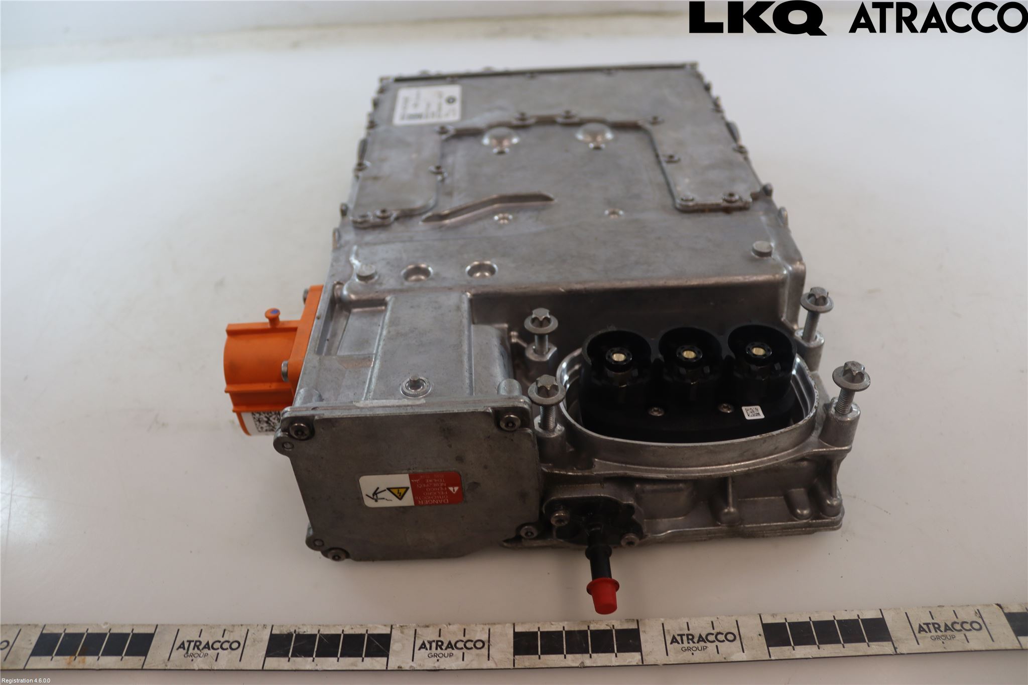 Jaguar I-PACE 18- Inverter Hybrid