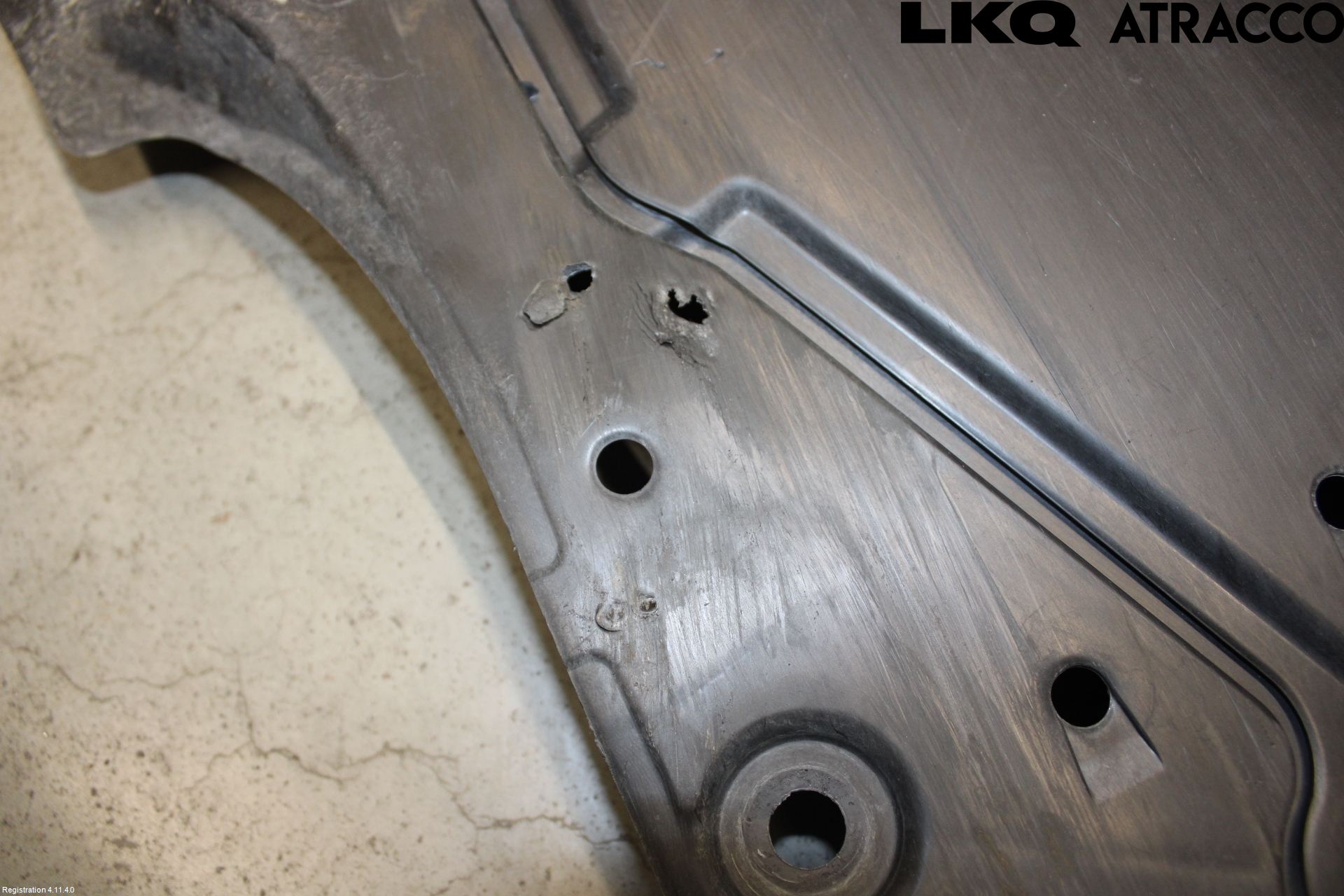 Toyota RAV4 19- Hasplåt Plåt-Plast