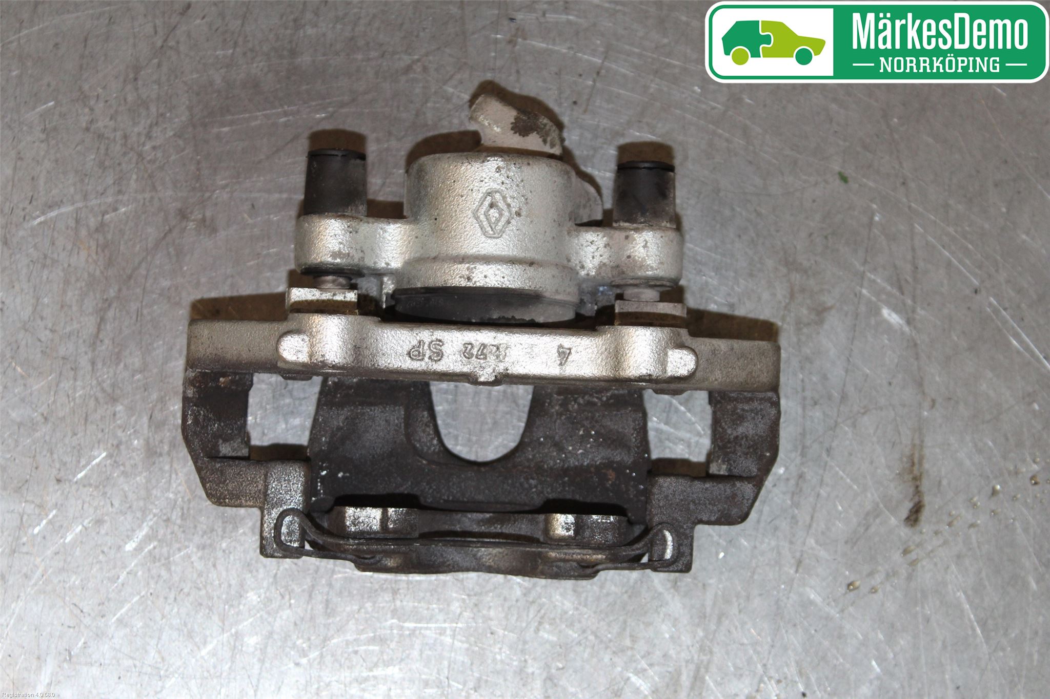 Renault CLIO IV 12-16 Bromsok Fram Höger