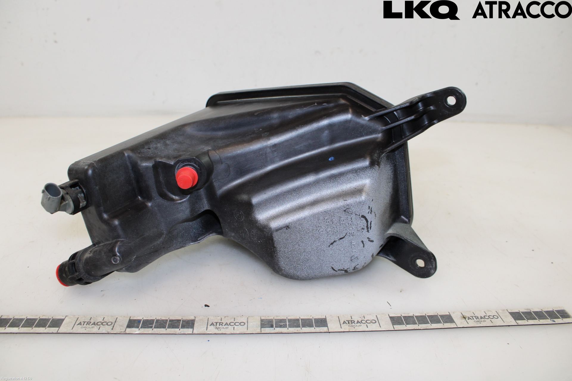 BMW 1 E87/81 5D/3D 03-11 Expansionstank