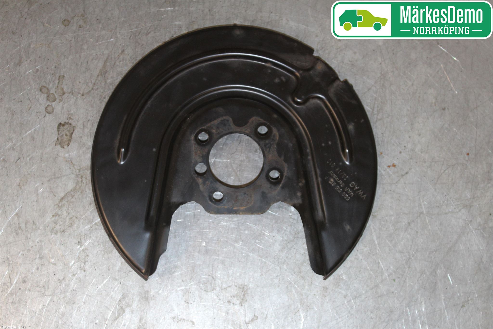 Volkswagen VW GOLF / E-GOLF VII 13-20 Bromssköld Bak