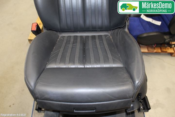 Audi A7/S7 4G 11-17 Inredning Stol Fram Vä