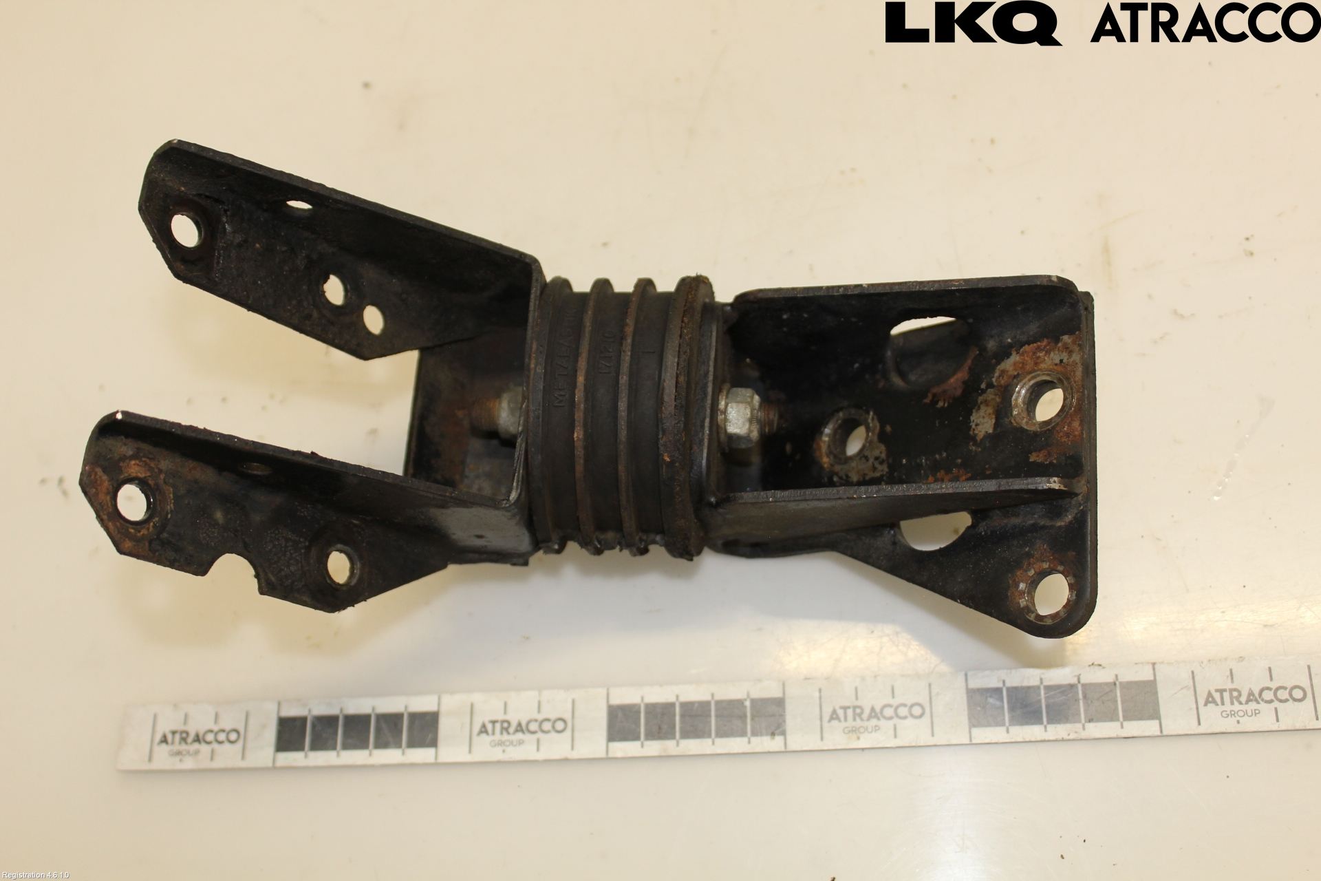 Jaguar XJ SERIE 2   73-79 Motorfäste