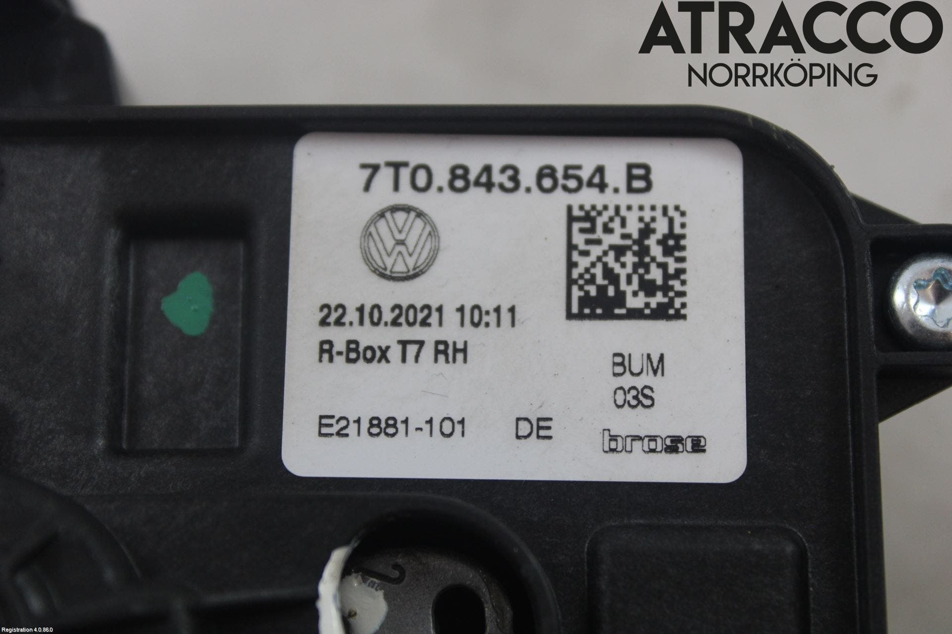 Volkswagen VW TRANSP/CARAVELLE (T7) 22-24 Centrallåsmotor Höger