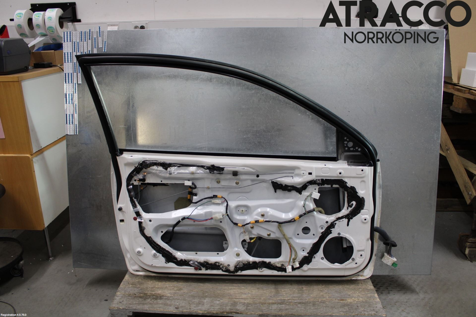 Mazda 323 95-98 Dörr 2D Vänster