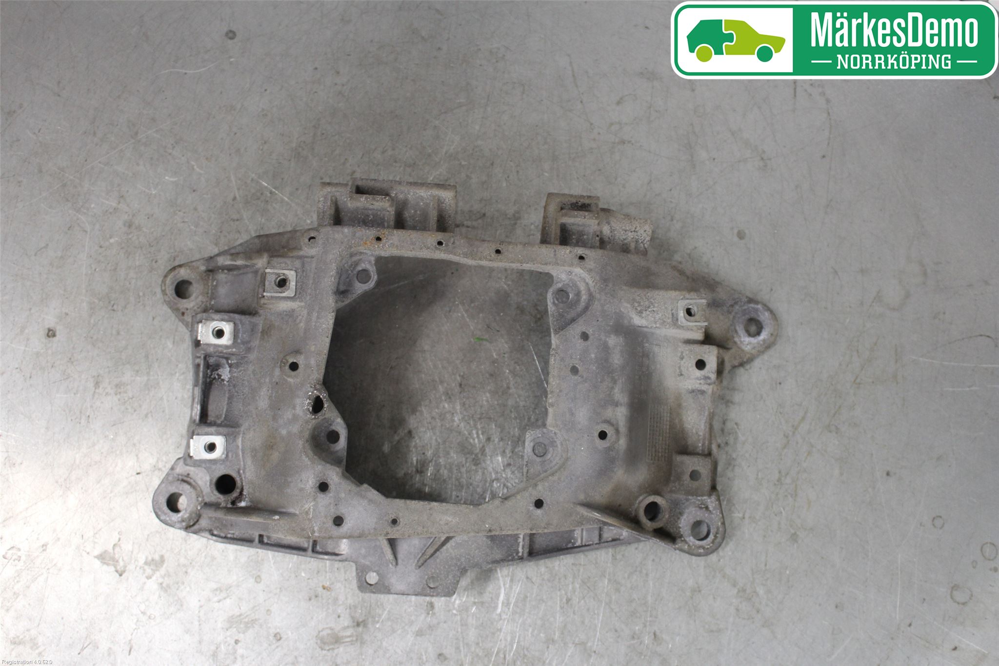 Audi A6/S6 4G 11-18 Växellådsfäste