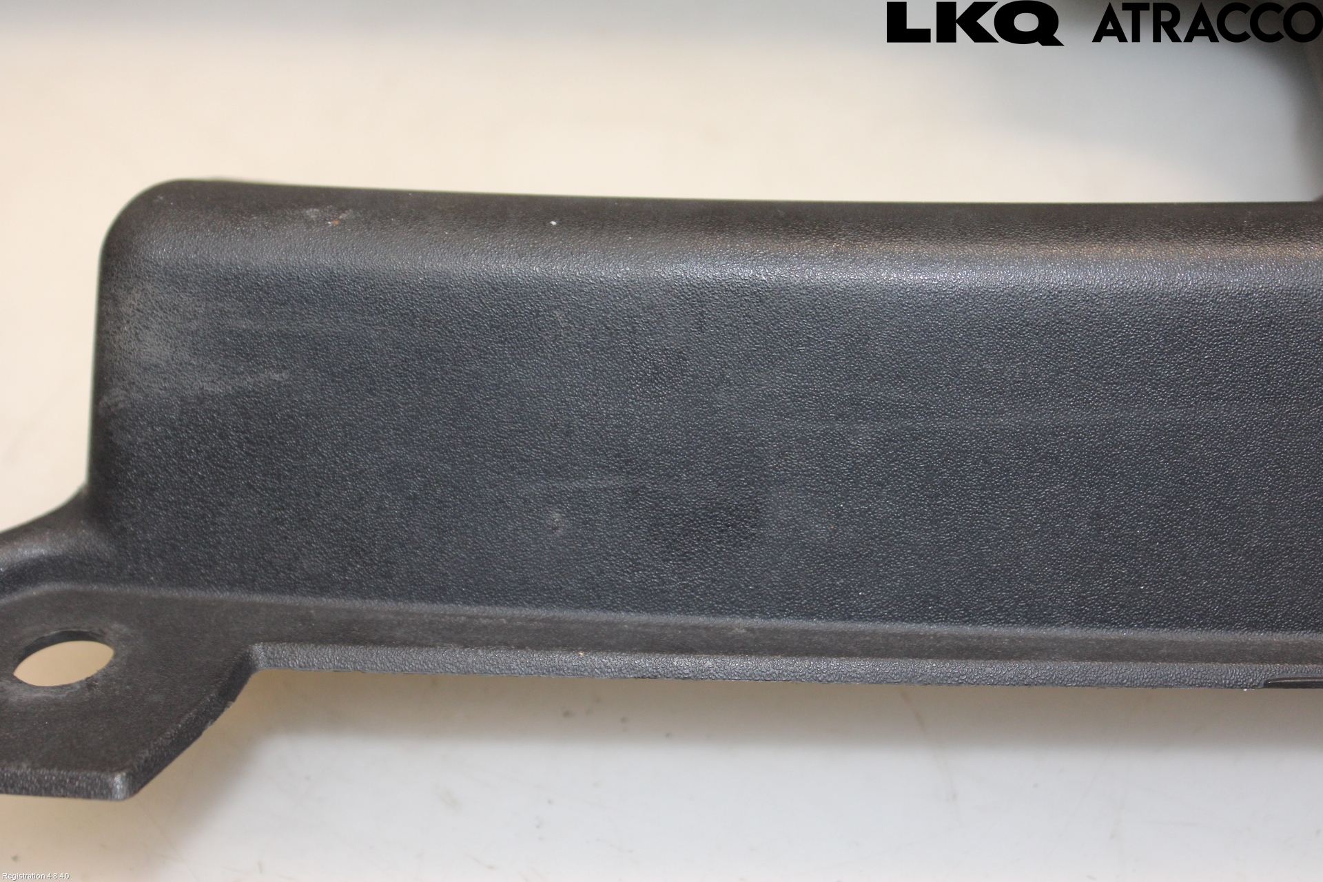 Cadillac ESCALADE Täckplast Front