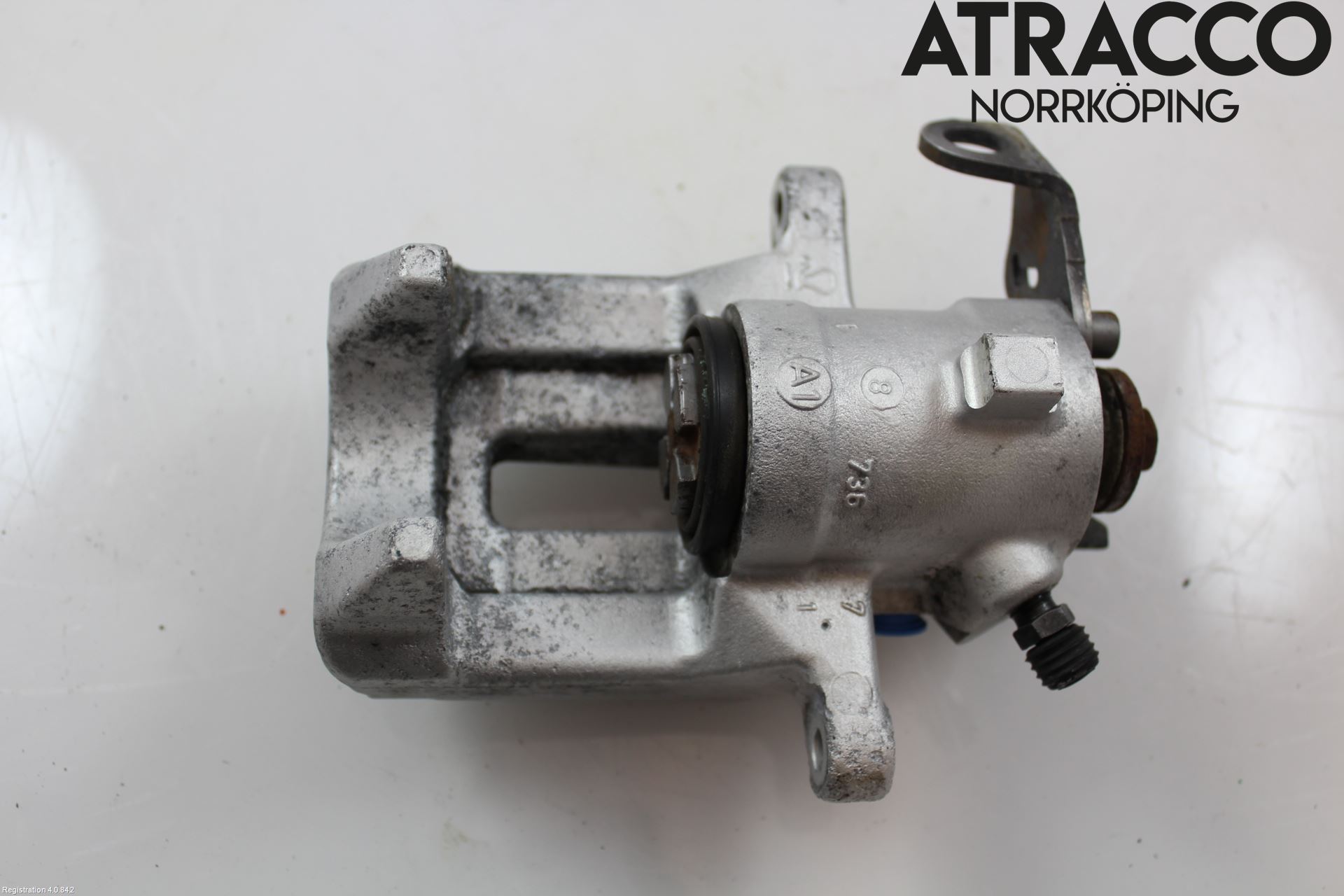 Volkswagen VW POLO 95-01 Bromsok Fram Höger