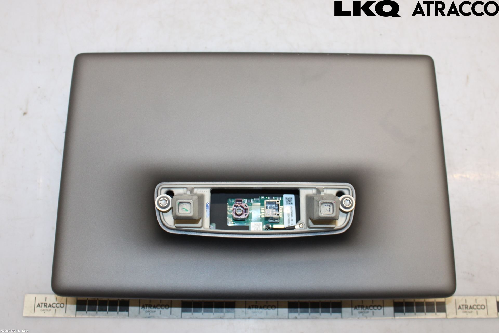 Tesla MODEL 3 17- Multifunktionsdisplay