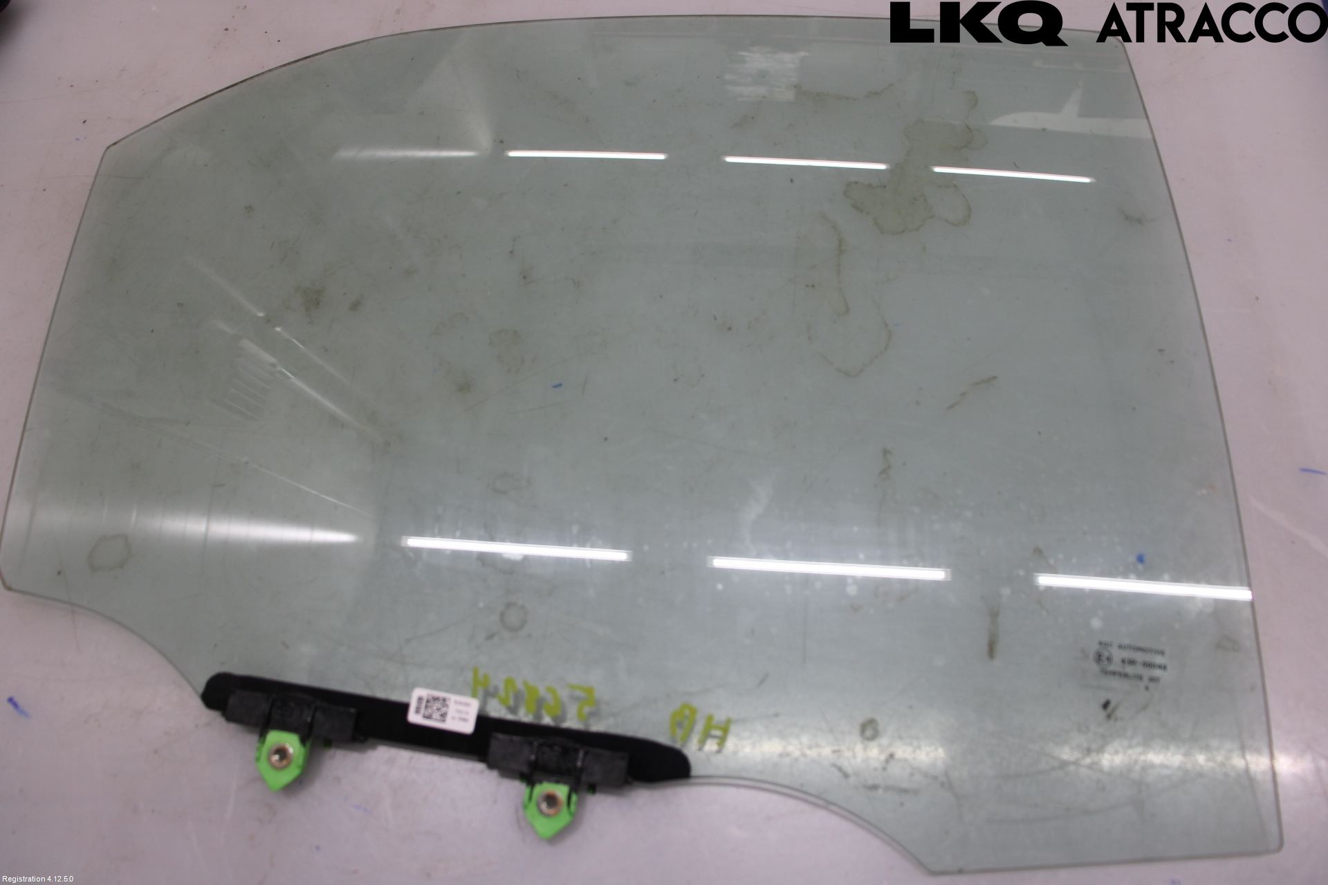 Toyota YARIS XP21 20- Dörruta Bak Höger