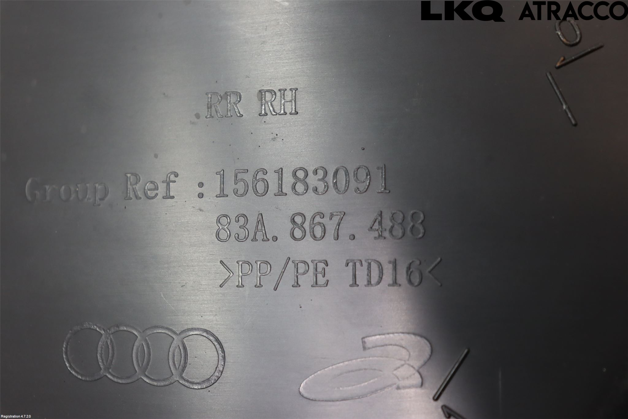 Audi Q3 F3 19- Dörrklädsel Hö