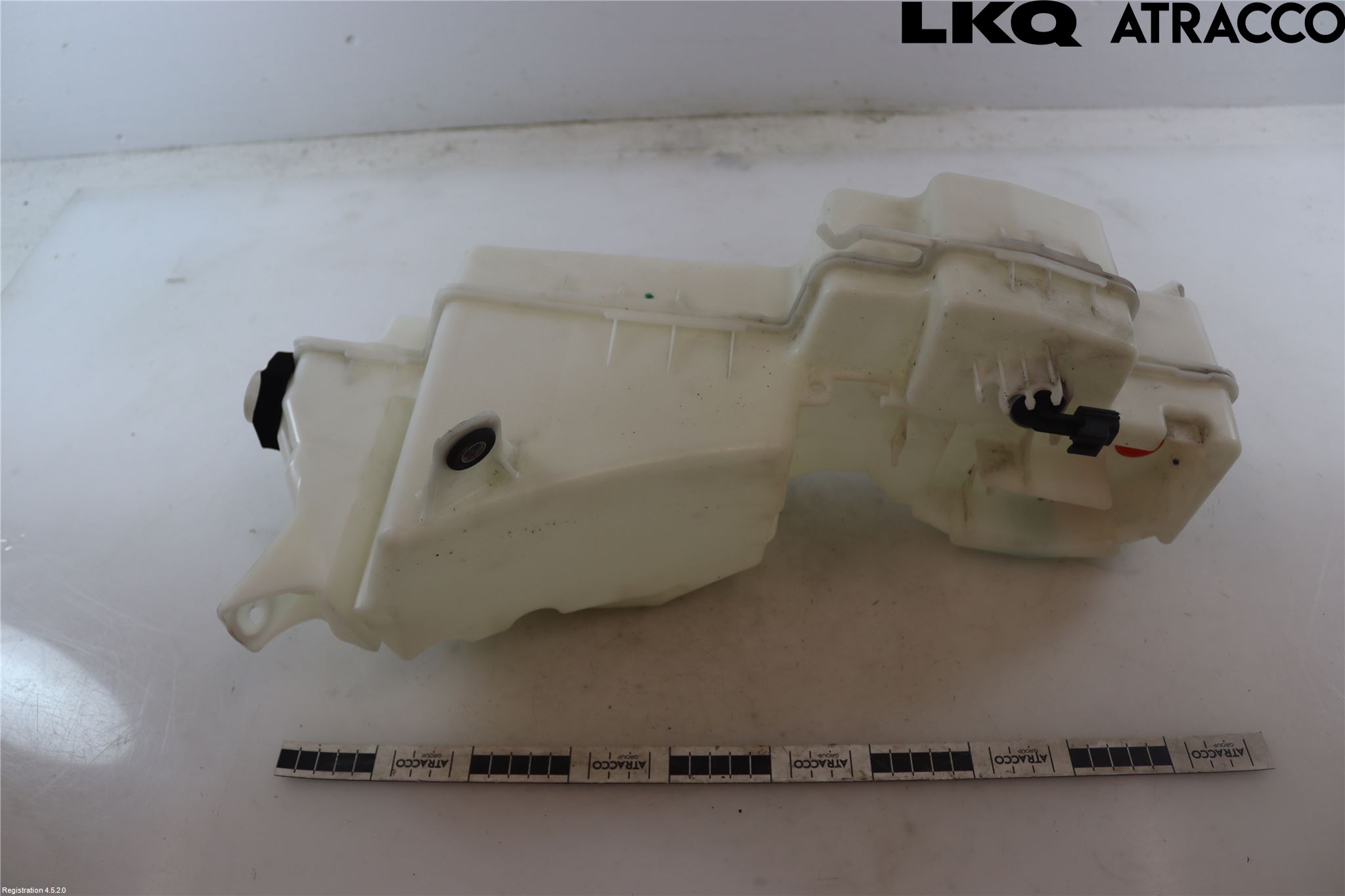 Volvo V60 19- Spolartank Vindruta-Strål