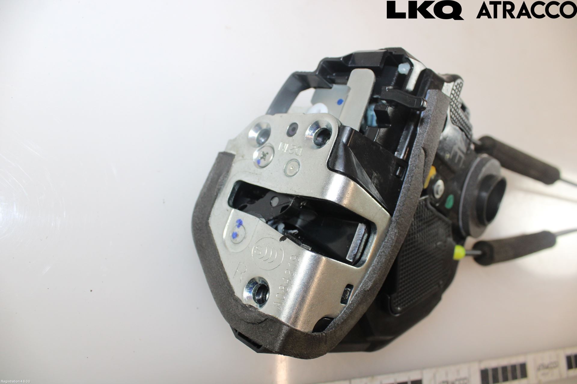 Toyota COROLLA 19- Låskista-Dörrlås