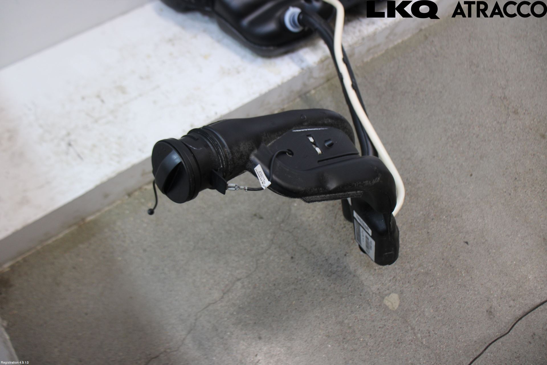 Opel MOKKA 21- Bränsletank