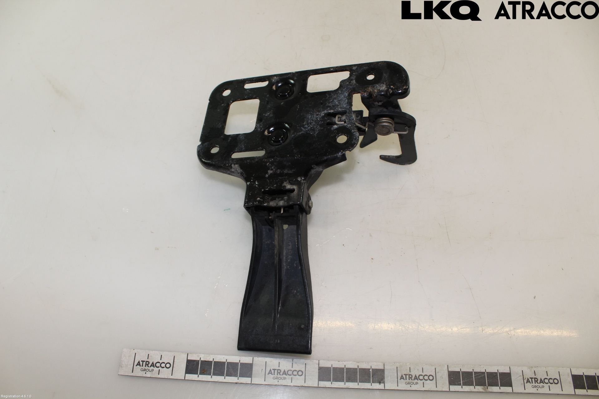 Audi A4 ALLROAD 09-16 Huv Spärr