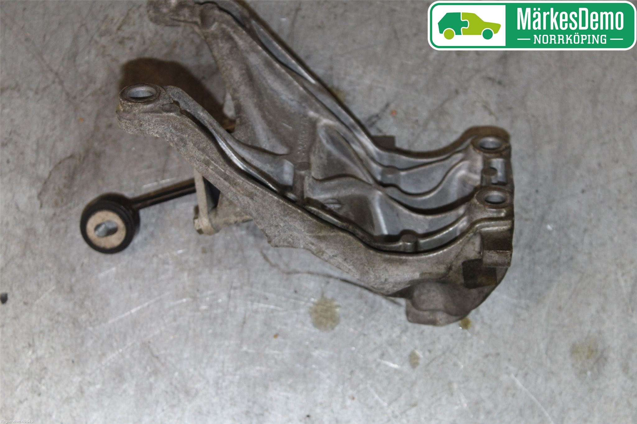 Audi A4/S4 B9 16-19 Motorfäste