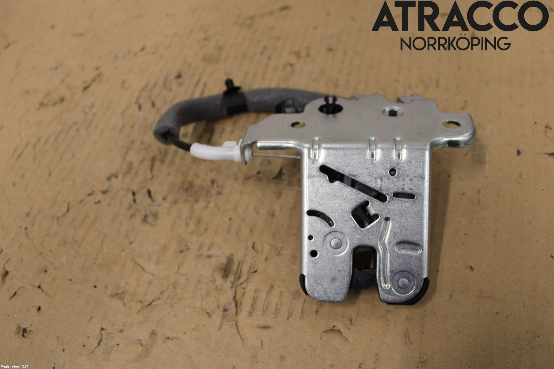 Audi A5 17- Låskista Baklucka