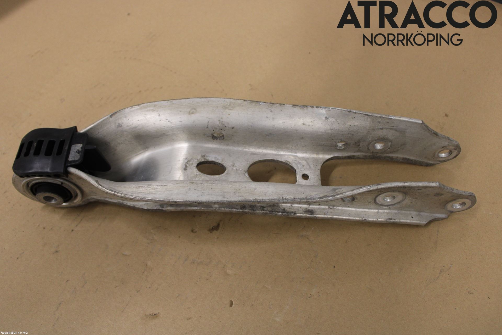 Audi A6 F2/C8 19- Bärarm Bak Vänster