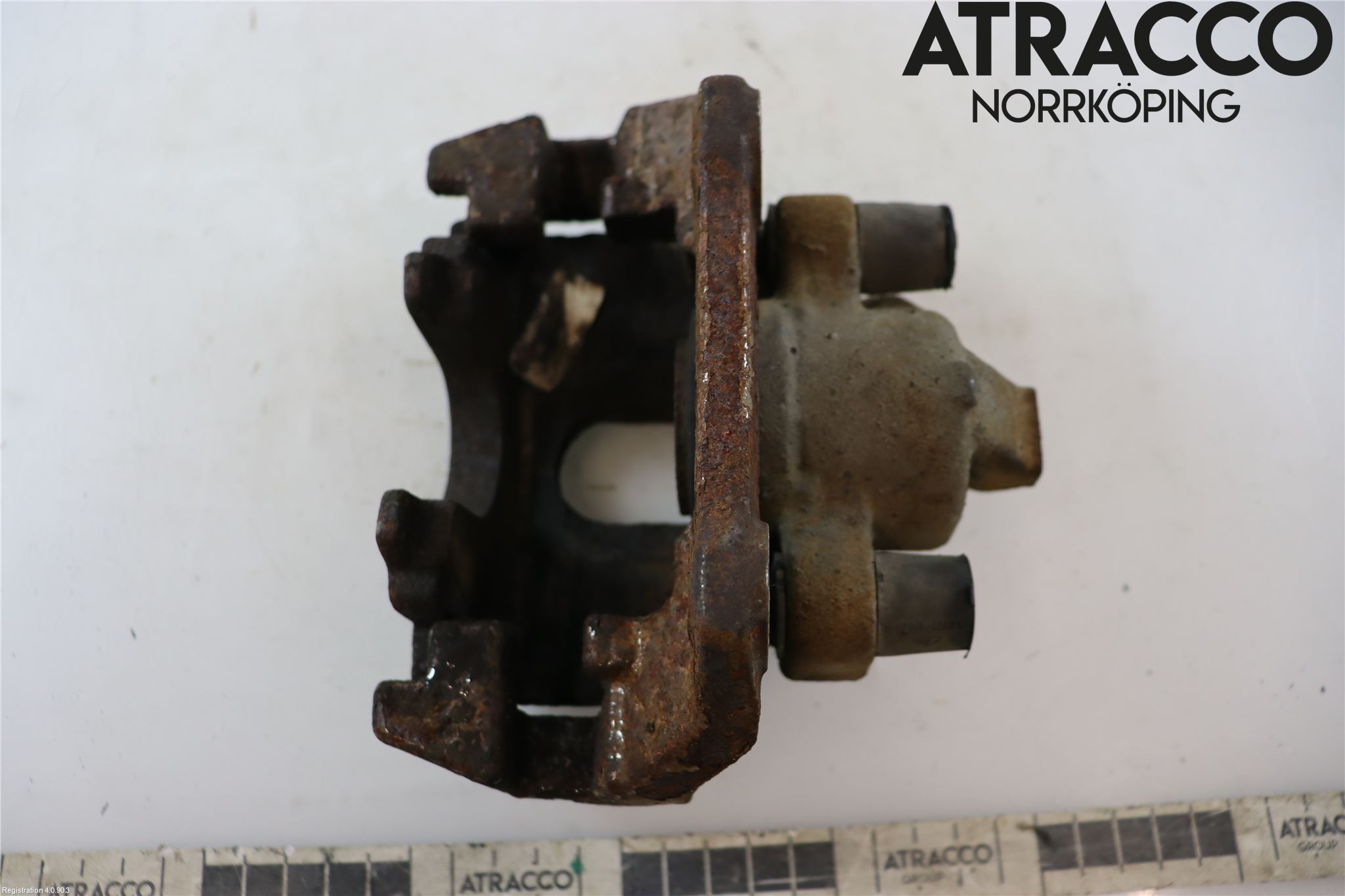 Volvo XC70 05-07 Bromsok Bak Vänster