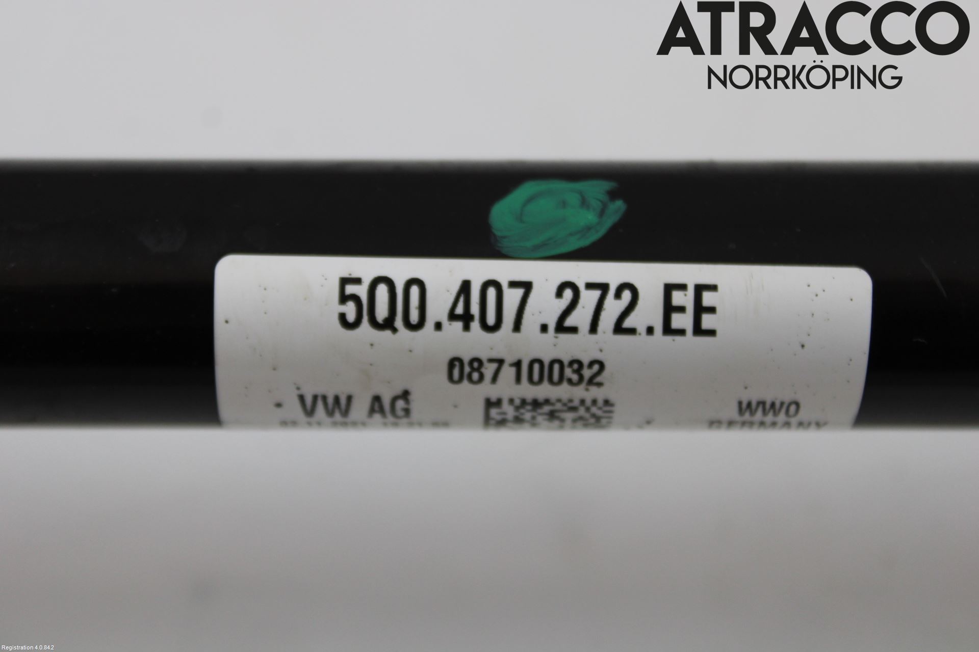 Volkswagen VW T-ROC 18- Drivaxel Fram Höger