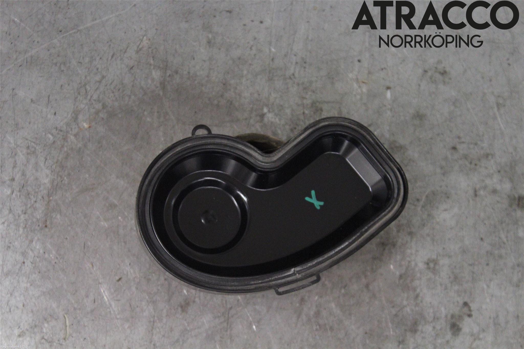 Volkswagen VW BORA Strålkastarhus Hö