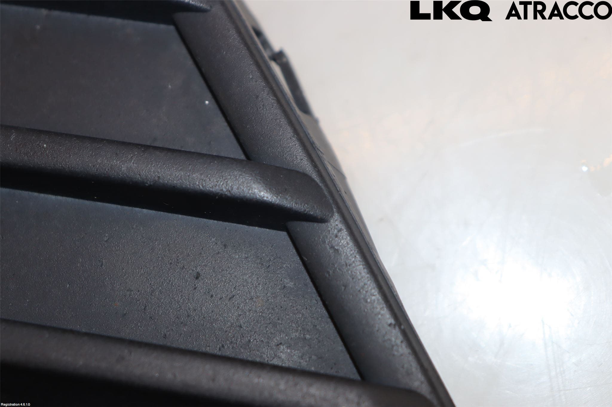 Ford FOCUS 11-14 Grilldel Vänster