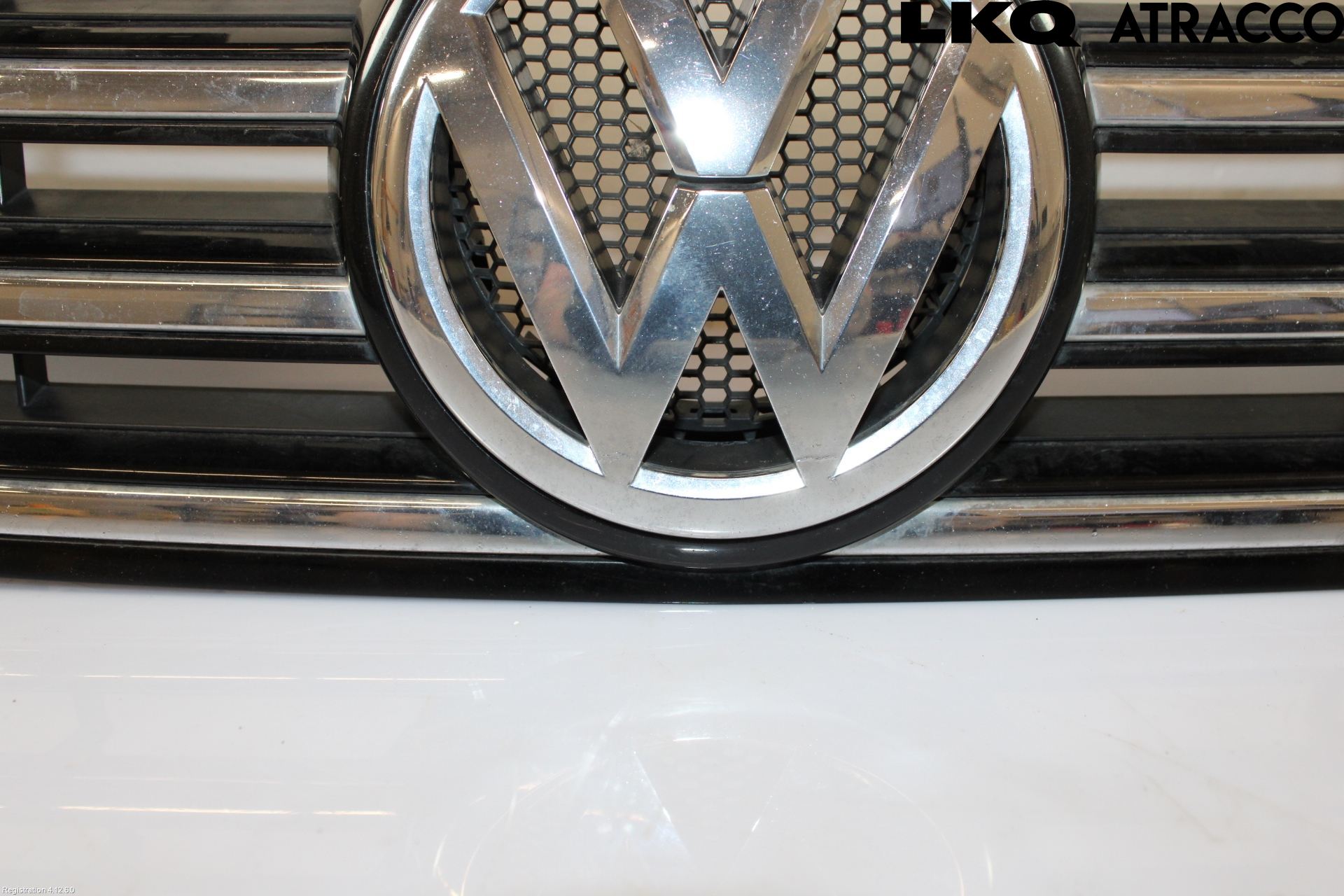 Volkswagen VW PASSAT 11-14 Grill Komp