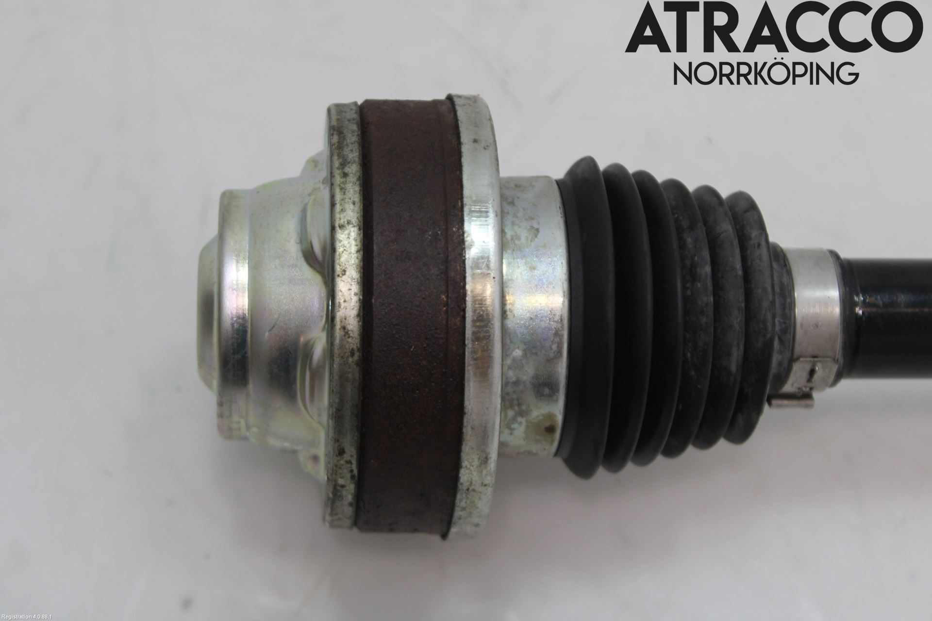 Skoda SUPERB 16-24 Drivaxel Bak Vänster