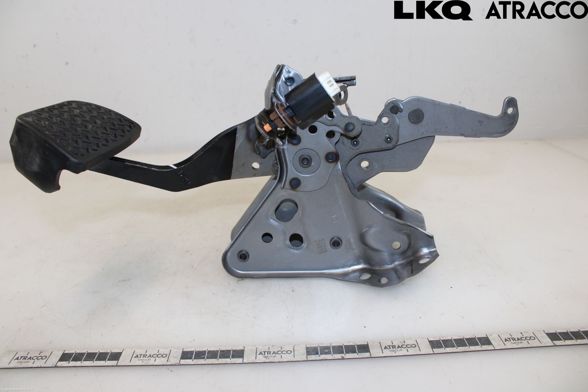 Toyota RAV4 19- Bromspedal