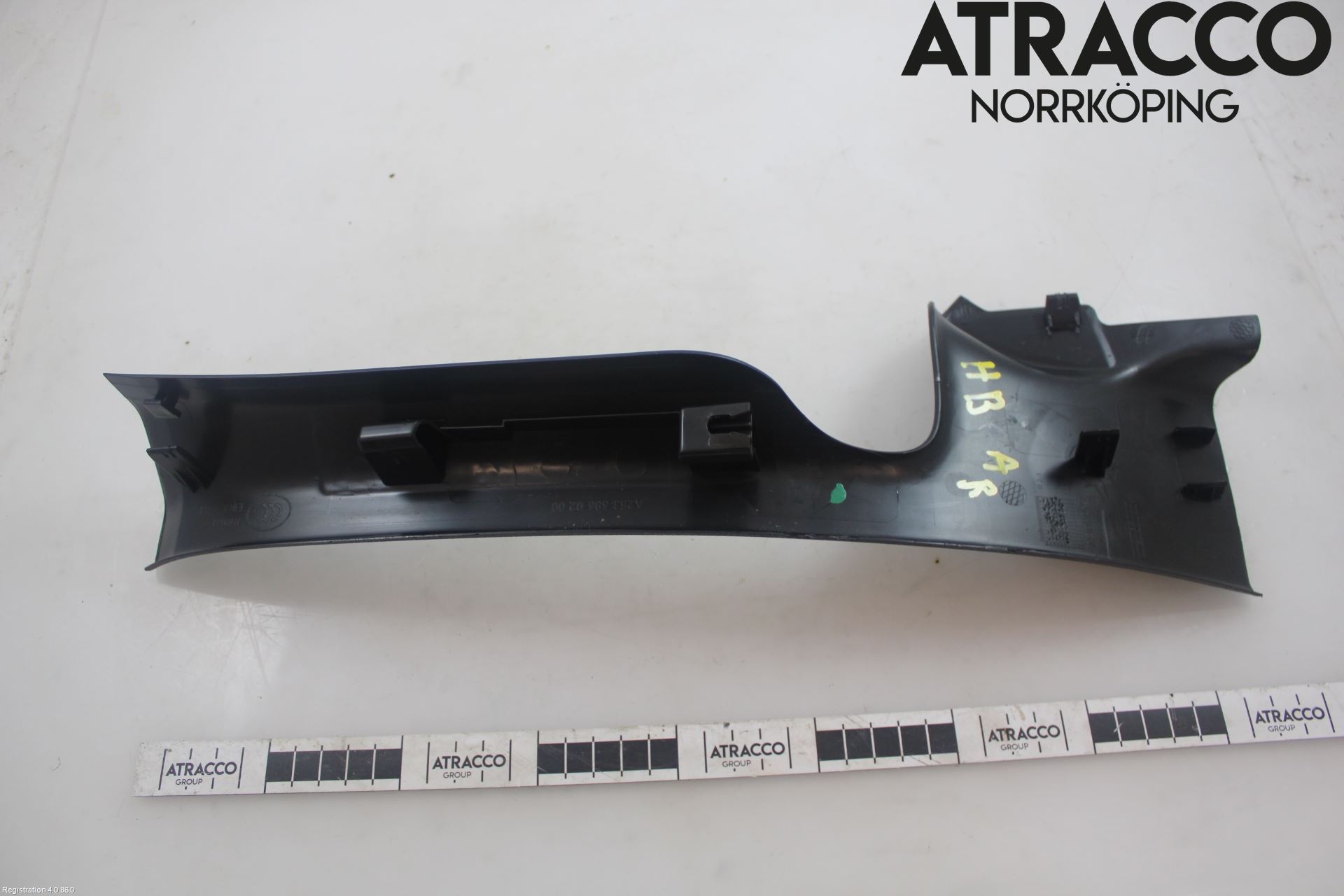 Mercedes-Benz MB EQC (N293) 20- Inr Plastd A-B-C Stolpe