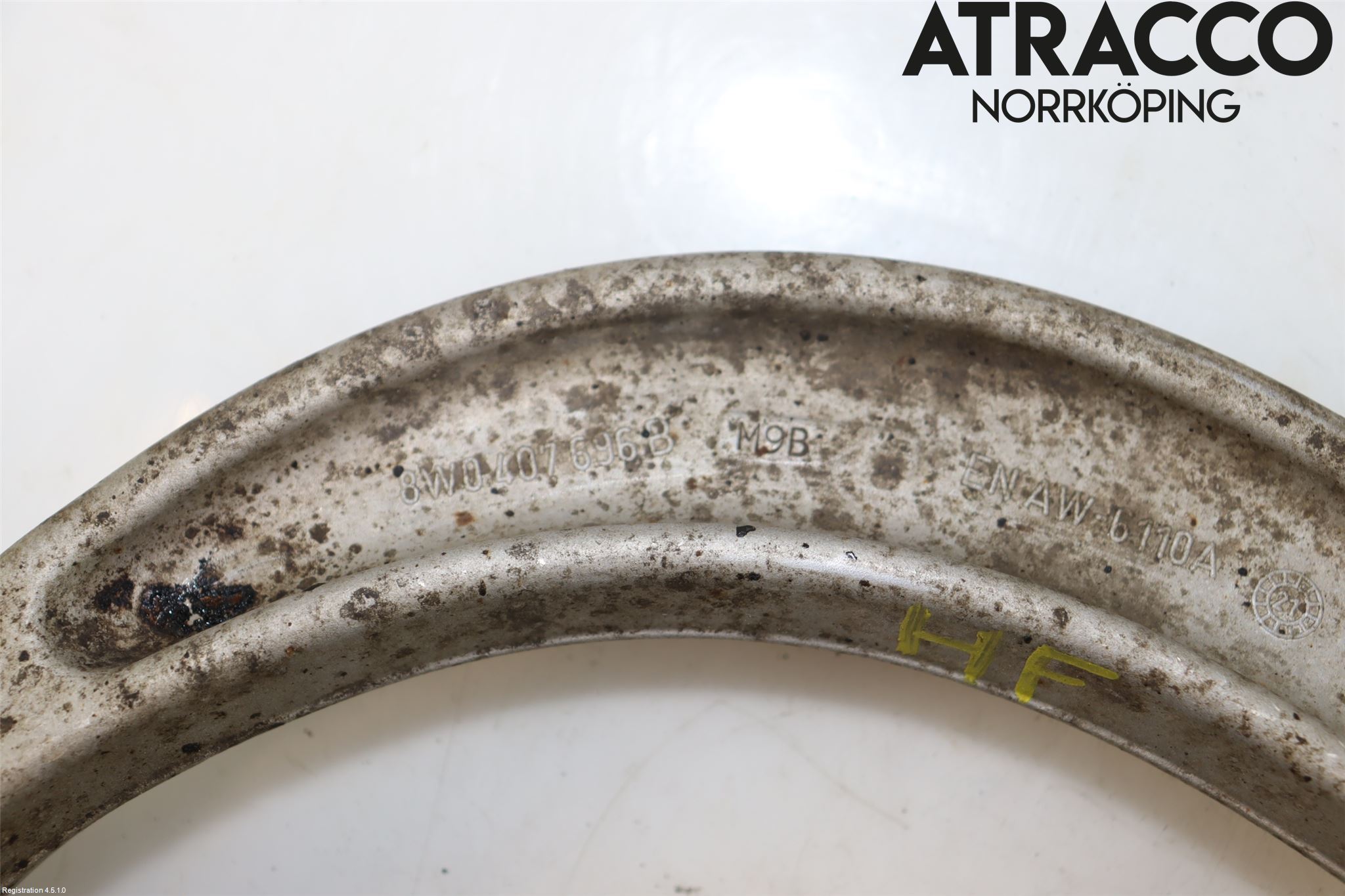 Audi A4/S4 B9 20- Bärarm Fram Övre Hö