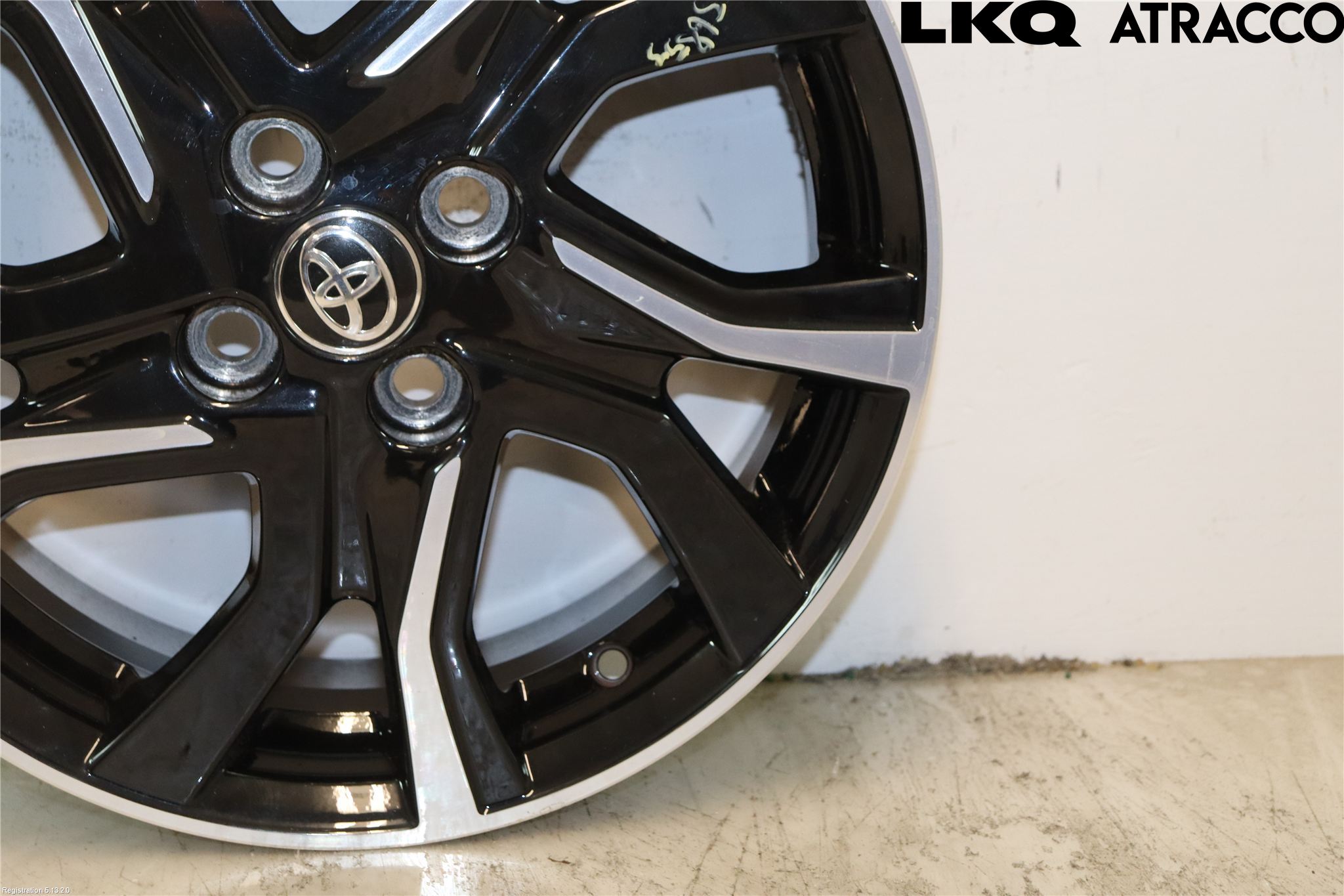 Toyota YARIS XP130 15-20 Fälg Aluminium
