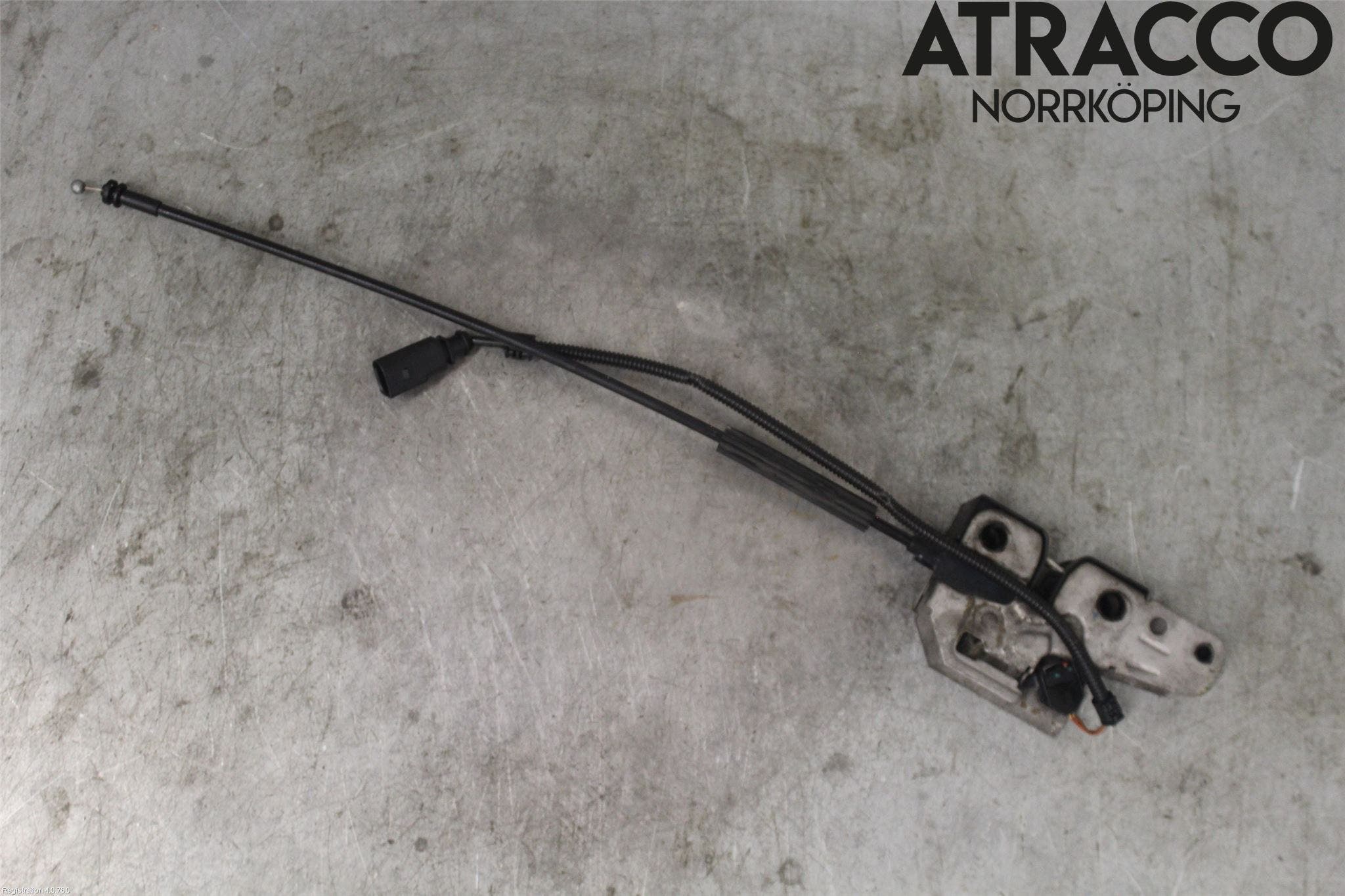 Volkswagen VW CADDY 04-10 Huvlås