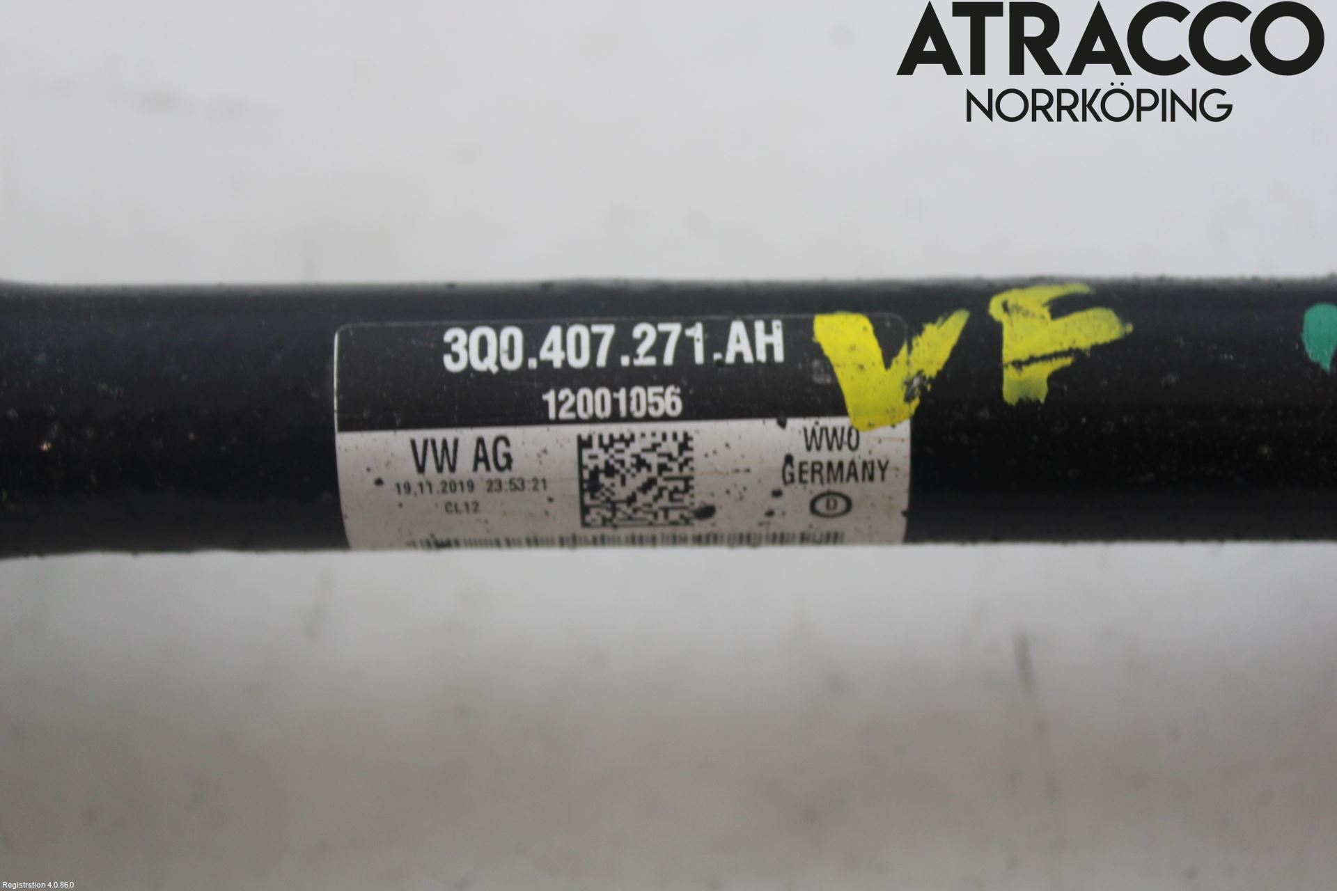 Skoda SUPERB 16-24 Drivaxel Fram Vänster