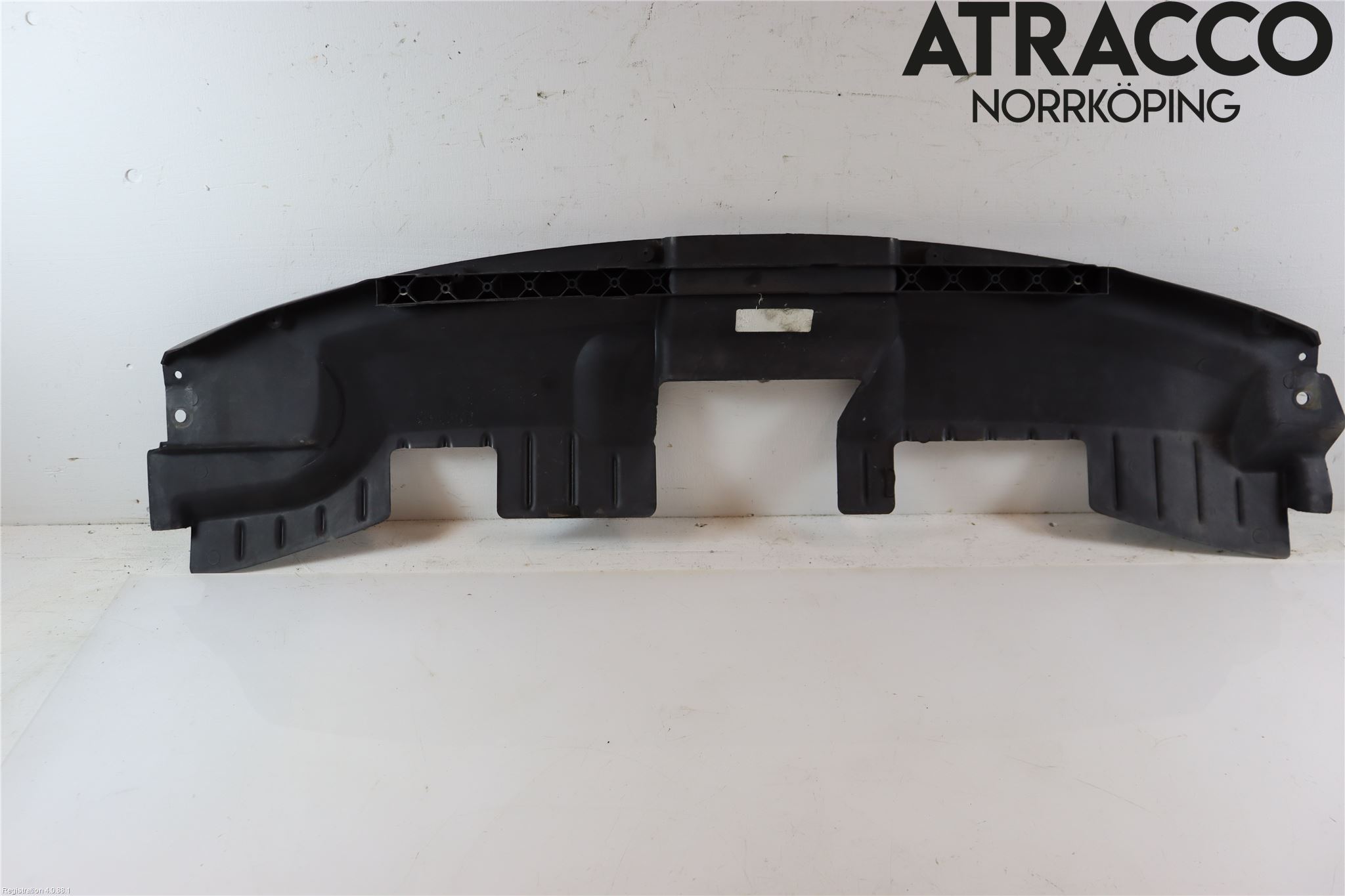 Chrysler CHR VOYAGER     04-07 Front Huvlåsplåt-Balk