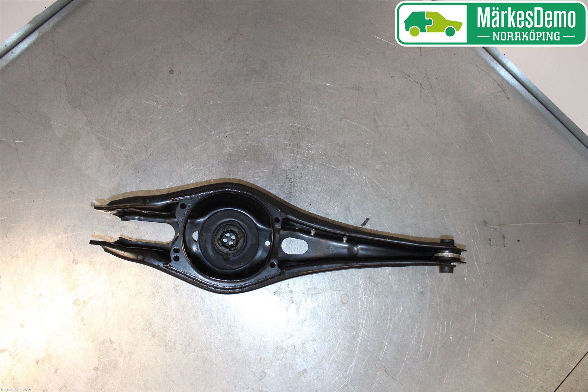 Seat TARRACO 19- Bärarm Bak Vänster