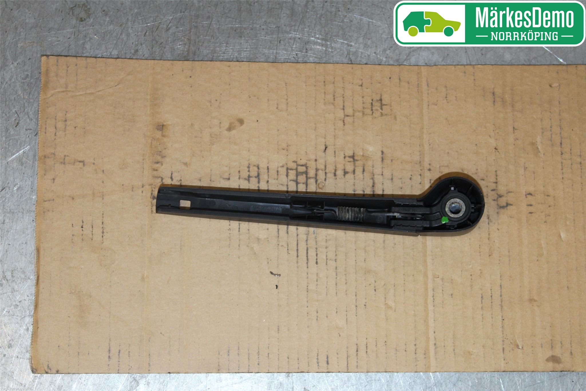 Volkswagen VW GOLF / E-GOLF VII 13-20 Torkararm-Bakruta
