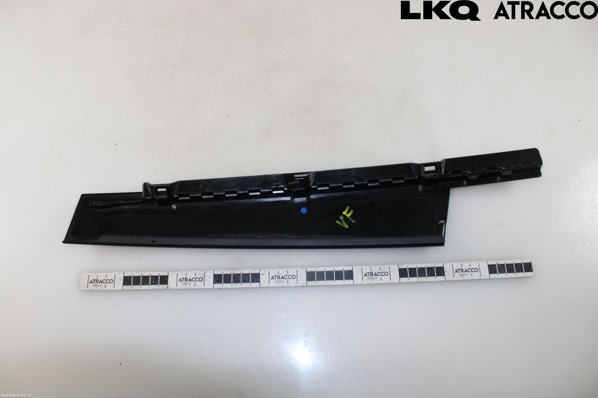 Volkswagen VW ID.4 21- Dörr Dekorlist Fram Vä