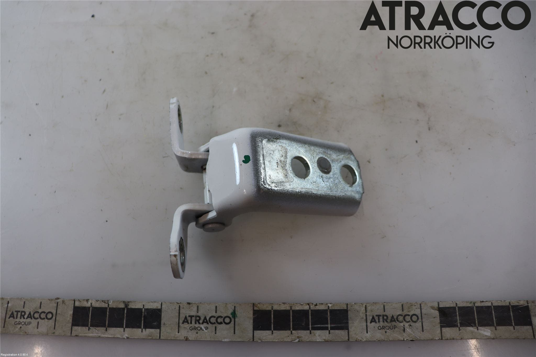 Toyota AURIS 13-19 Dörrgångjärn