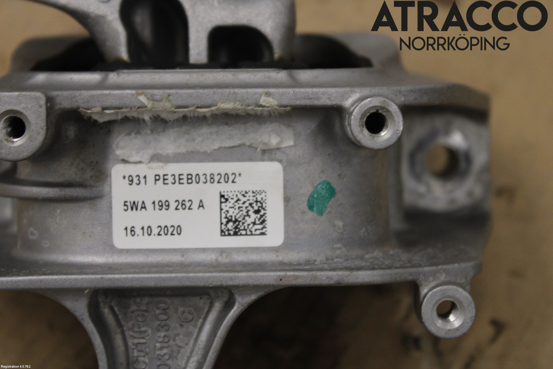 Volkswagen VW T-ROC 18- Motorfäste