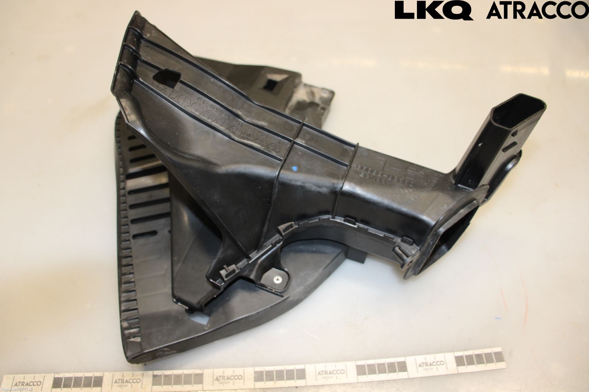 Lexus IS 250/350 14-20 Deflektor Plåt-Plast Kylning