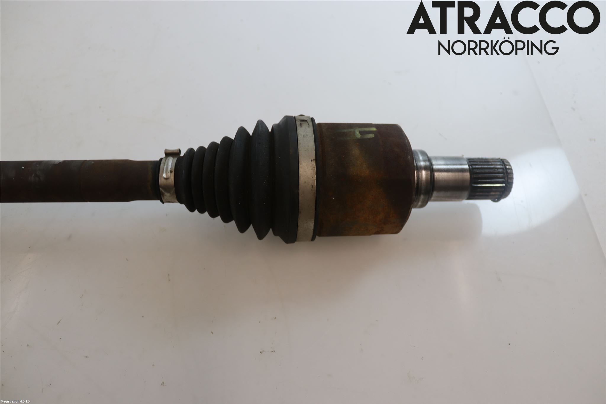 Kia CEED 12-18 Drivaxel Fram Höger