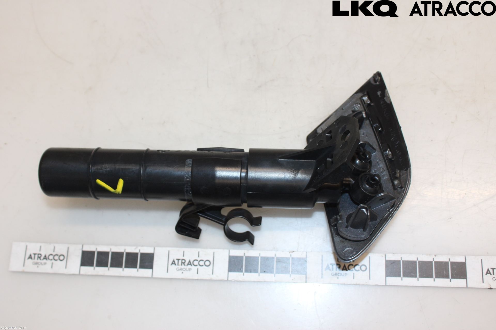 Volkswagen VW JETTA V 06-10 Spolarmunstycke Strålkastare
