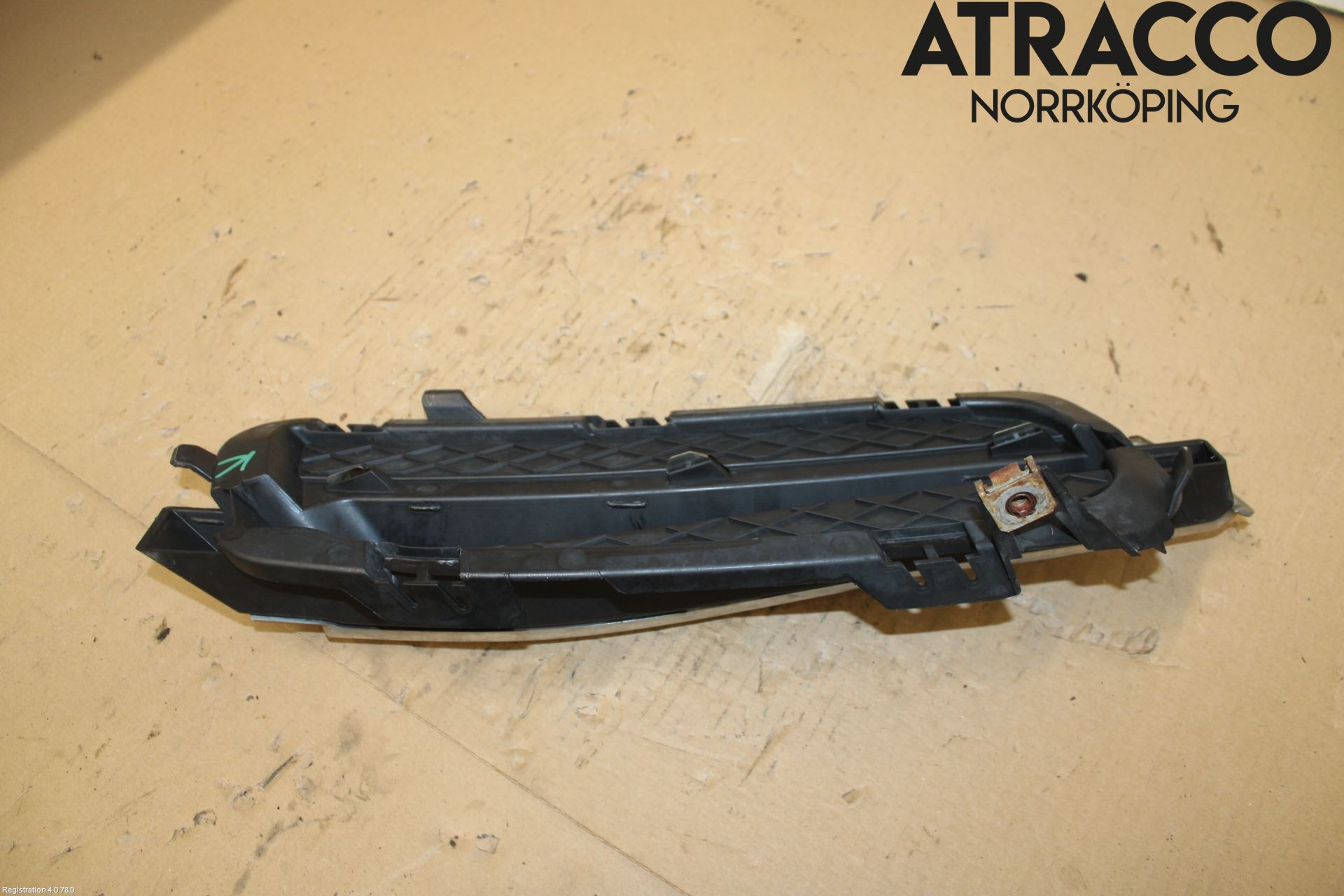 Jaguar XF 08-15 Stötfångardel Fram Vä
