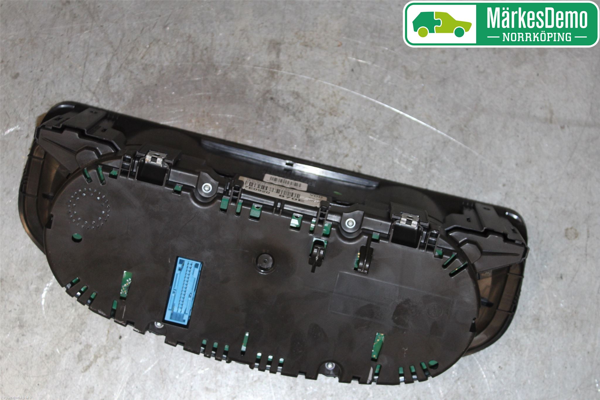 Volkswagen VW TRANSP/CARAVELLE (T5) 04-15 Instrument Komb