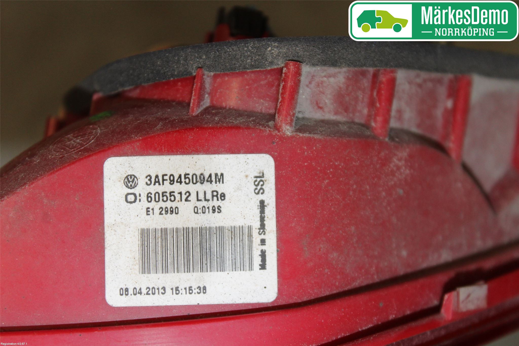 Volkswagen VW PASSAT 11-14 Bakljus Lucka Hö