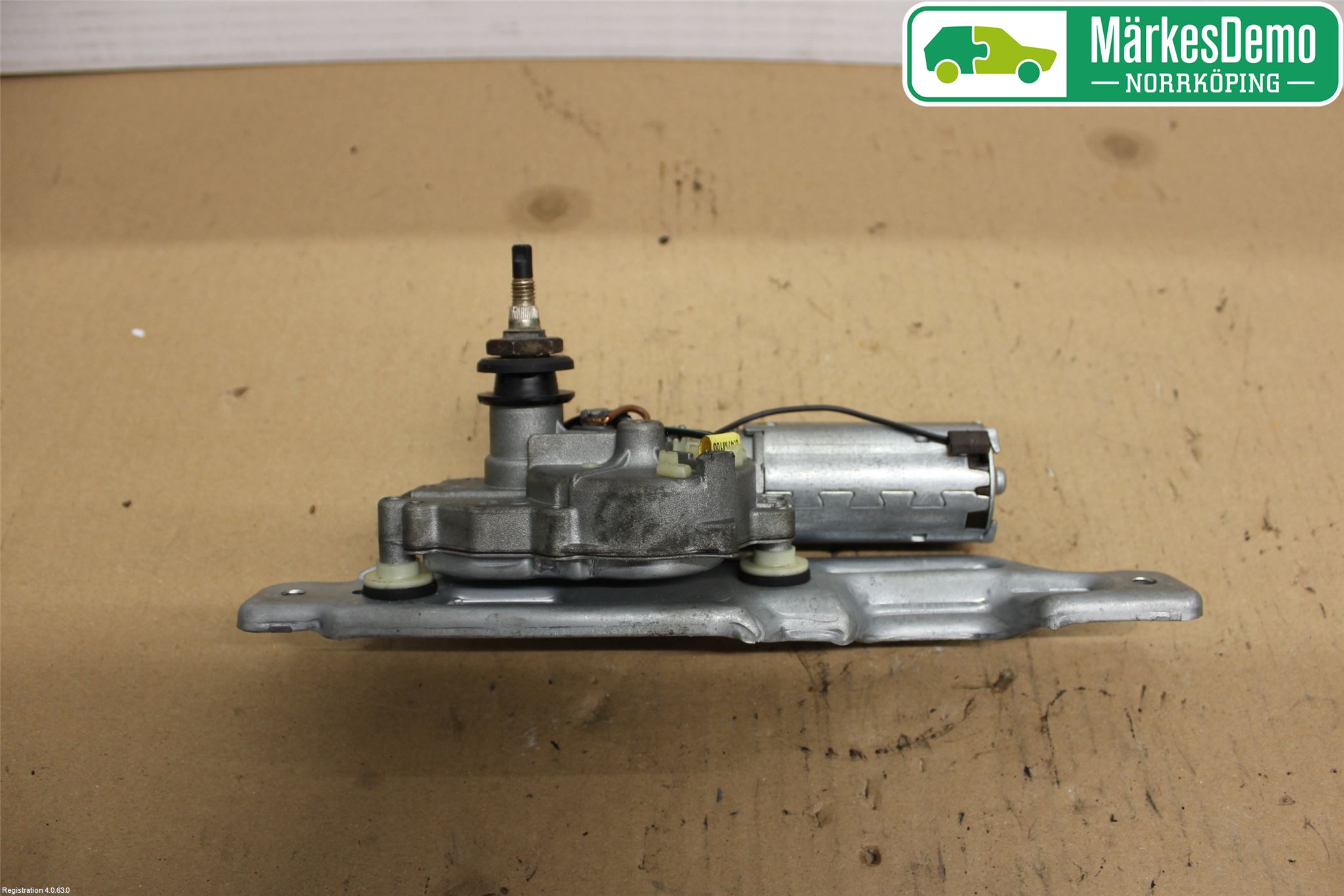 Volkswagen VW GOLF III 92-99 Torkarmotor Baklucka